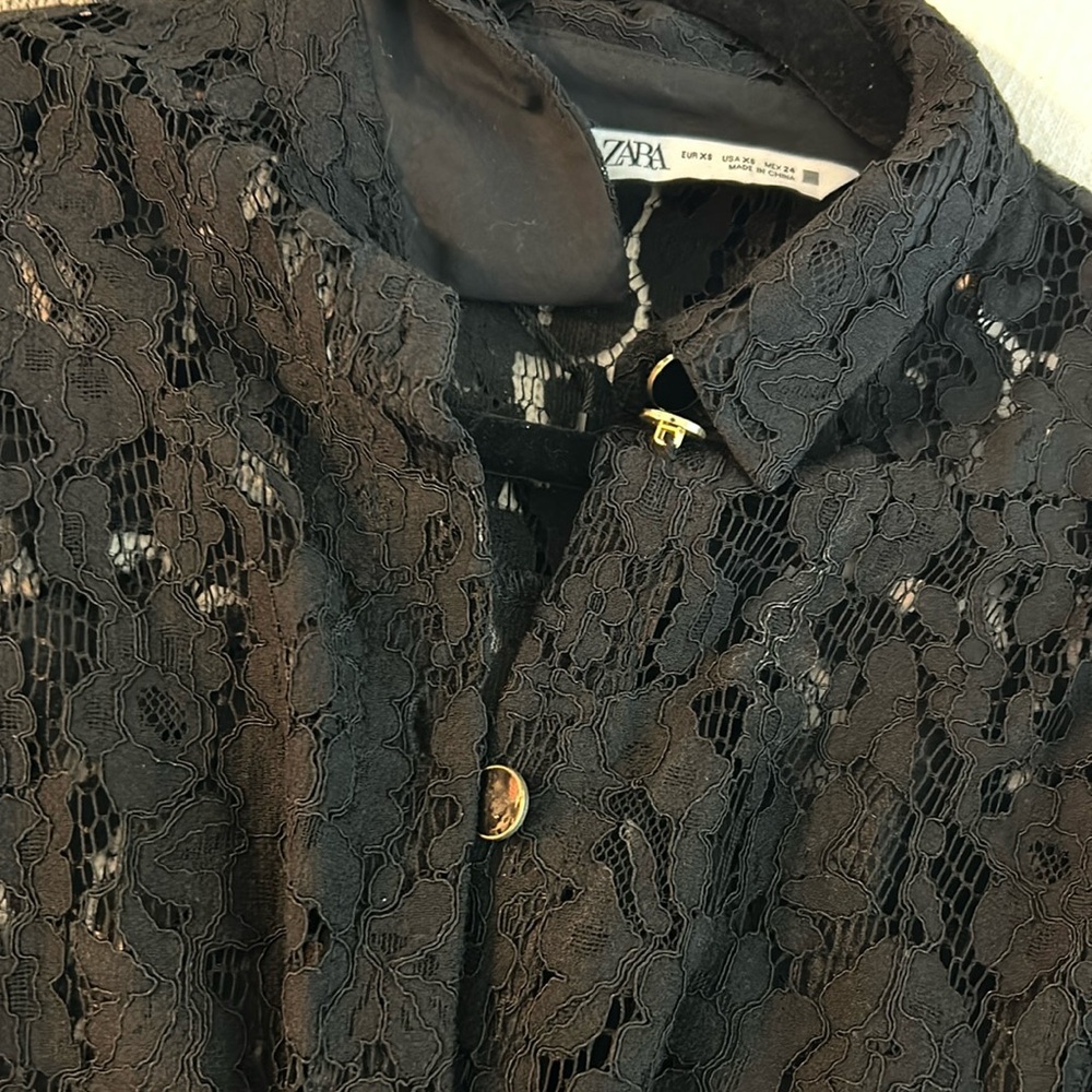 Zara Lace